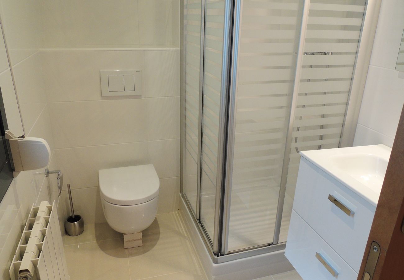 Apartamento en Rosas / Roses - Apartamento en 1º linea de playa en Roses en alquiler-PC GARBI