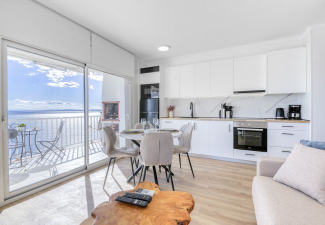 Apartamento en Rosas / Roses - Promocanyell 1ª línea - Immo Barneda  Apartamento en Rosas / Roses - Promocanyell 1ª línea - Immo Barneda