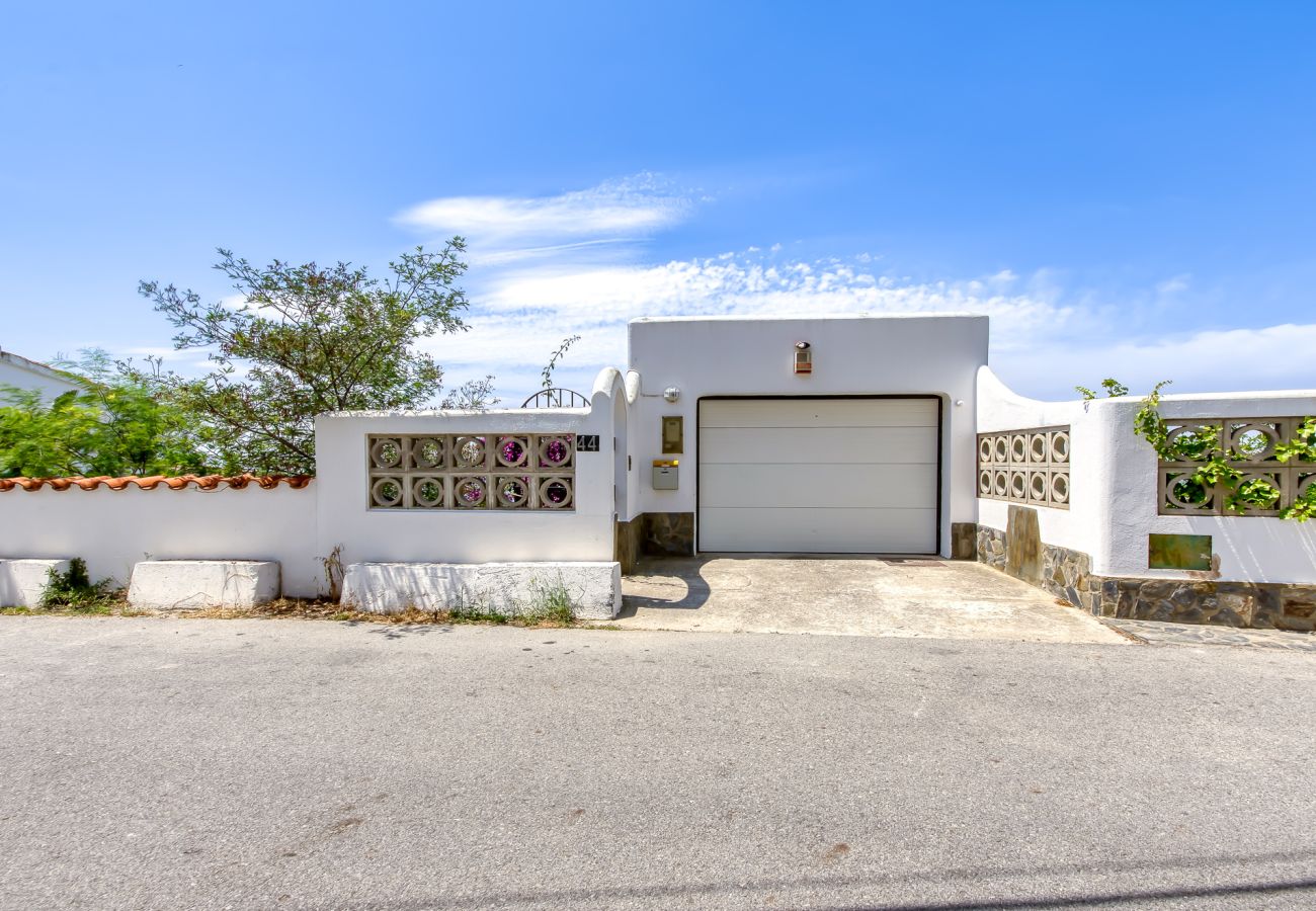 Casa en Rosas / Roses - Villa Lou Roses - Immo Barneda