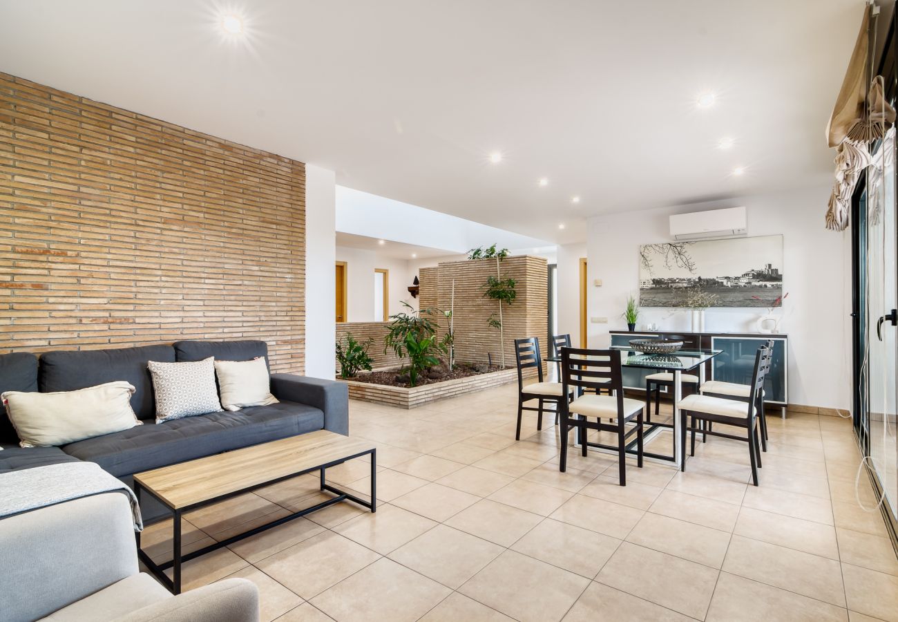 Casa en Castelló d´Empúries - Villa Vintena - ImmoBarneda