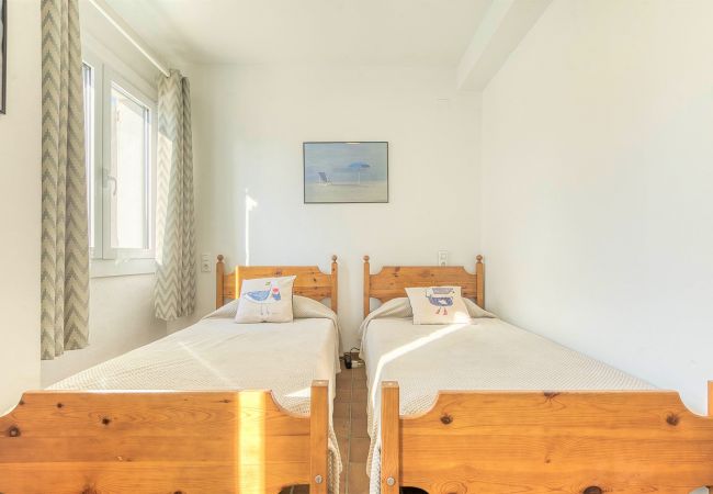 Casa en Empuriabrava - Isla Cartago Empuriabrava - Immo Barneda  Casa en Empuriabrava - Isla Cartago Empuriabrava - Immo Barneda