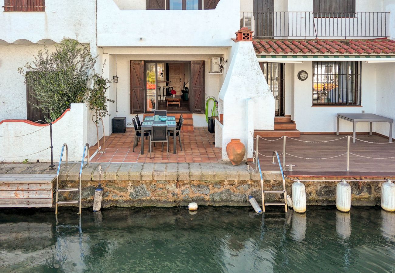 Casa en Empuriabrava - Isla Cartago Empuriabrava - Immo Barneda 