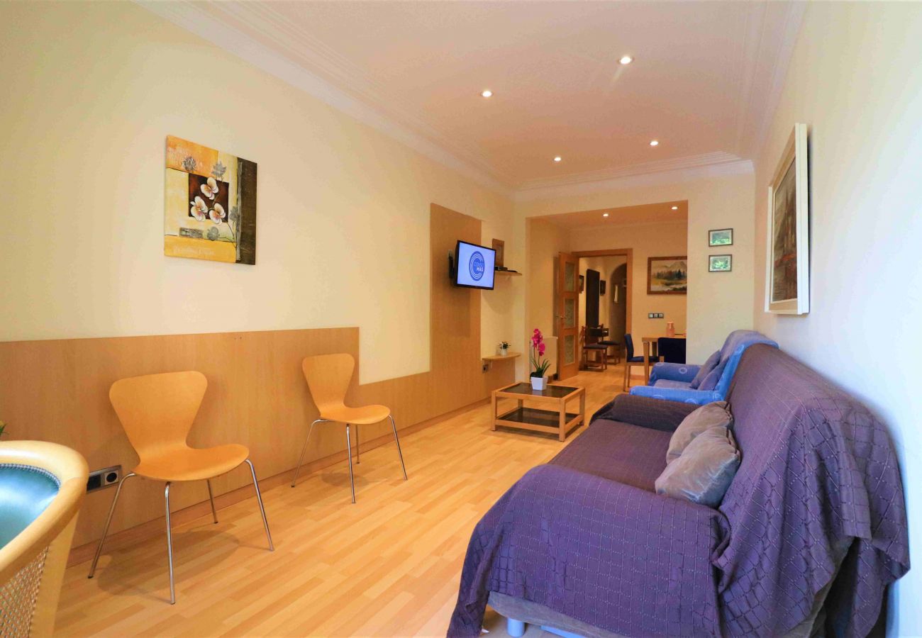 Apartament en Rosas / Roses - Apartament a 1r línia de platja a Roses en lloguer-PC GARBI