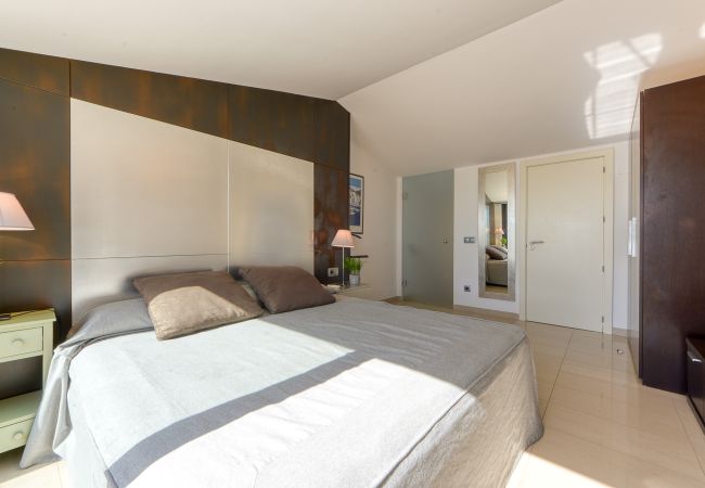 Apartament en Rosas / Roses - Mileni I Atic Dúplex Primera Linia - Immo Barneda Apartament en Rosas / Roses - Mileni I Atic Dúplex Primera Linia - Immo Barneda