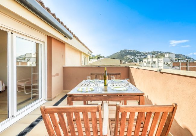 Apartament en Rosas / Roses - Raval dels Grecs 16 Atico Roses  - Immo Barneda  Apartament en Rosas / Roses - Raval dels Grecs 16 Atico Roses  - Immo Barneda