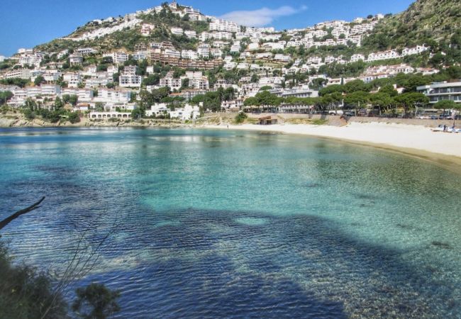 Ferienwohnung in Rosas / Roses - Mileni 3 1 1 4 Roses - Immo Barneda  Ferienwohnung in Rosas / Roses - Mileni 3 1 1 4 Roses - Immo Barneda