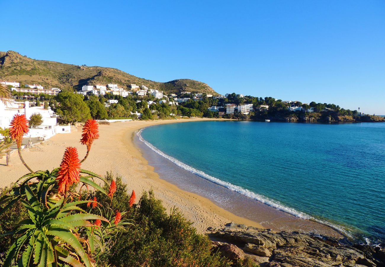 Ferienwohnung in Rosas / Roses - Les Roques C B1 - Immo Barneda