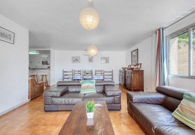 Ferienwohnung in Rosas / Roses -  Dallas 2B Canyelles Rose s - Immo Barneda Ferienwohnung in Rosas / Roses -  Dallas 2B Canyelles Rose s - Immo Barneda