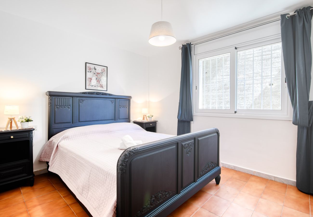 Ferienwohnung in Rosas / Roses -  Dallas 2B Canyelles Rose s - Immo Barneda