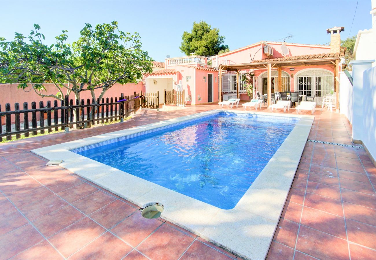 Ferienhaus in Empuriabrava - Villa Requesens 139 Empuriabrava - Immo Barneda 