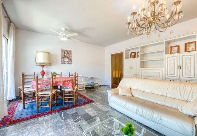 Ferienwohnung in Rosas / Roses - Av. De Rhode 229 Roses - Immo Barneda Ferienwohnung in Rosas / Roses - Av. De Rhode 229 Roses - Immo Barneda