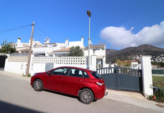 Ferienhaus in Rosas / Roses - Villa Bages 5 Roses - Immo Barneda  Ferienhaus in Rosas / Roses - Villa Bages 5 Roses - Immo Barneda