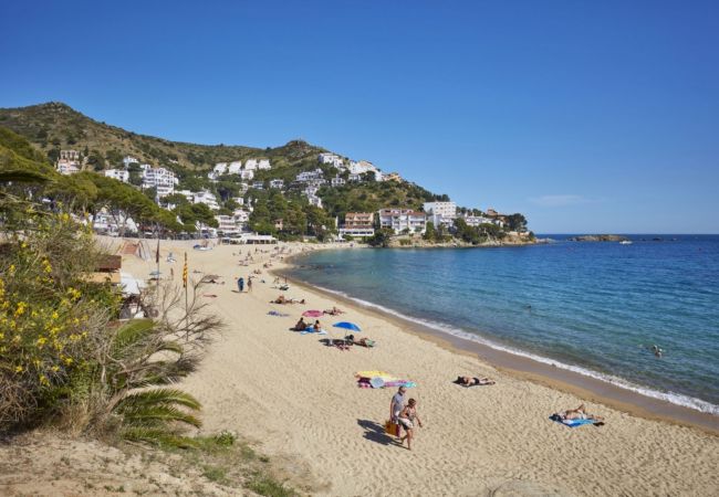 Ferienhaus in Rosas / Roses - Villa Bages 5 Roses - Immo Barneda  Ferienhaus in Rosas / Roses - Villa Bages 5 Roses - Immo Barneda