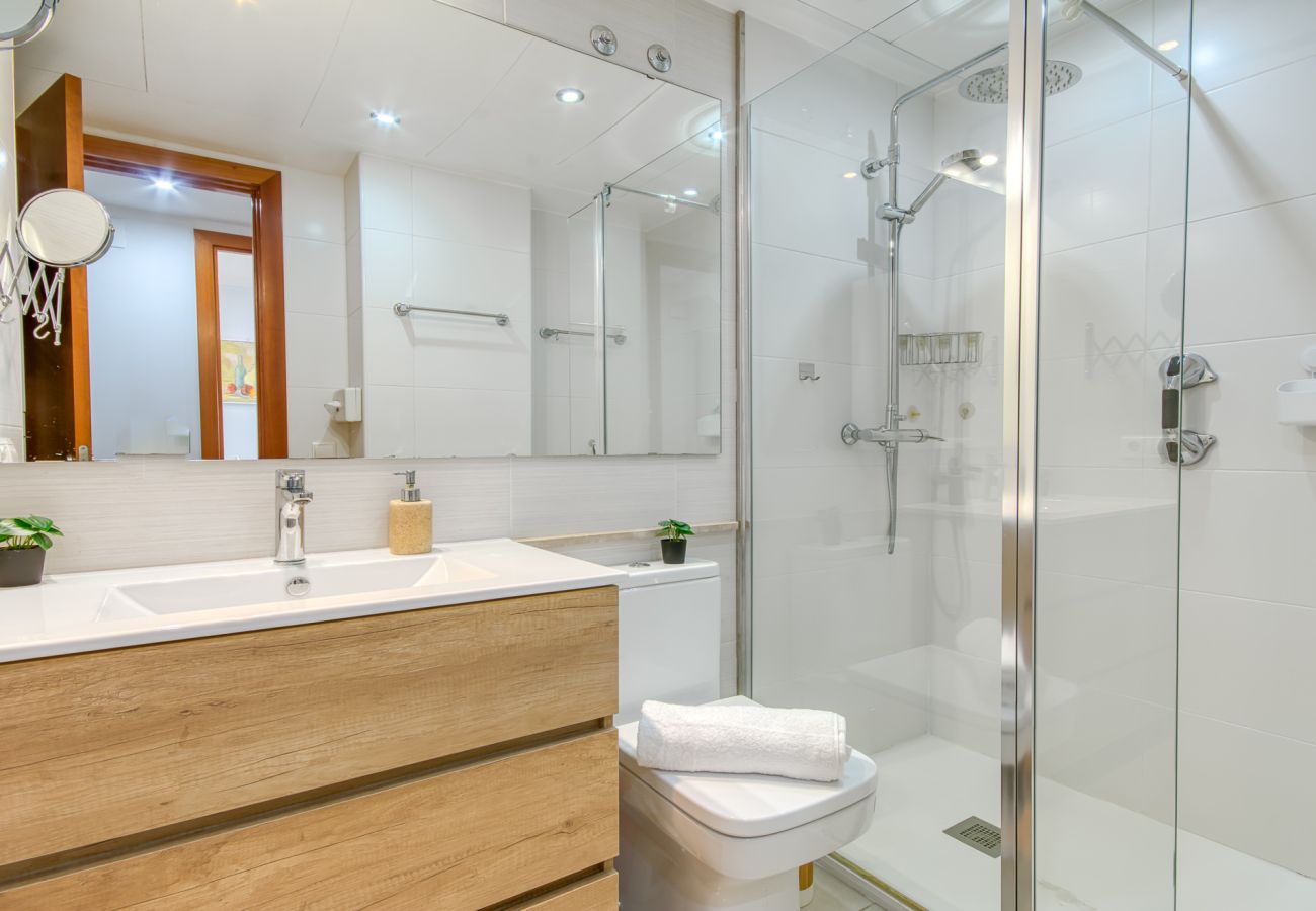 Ferienwohnung in Rosas / Roses - Mileni I Atico Duplex seafront 1 4 2 - Immo Barneda