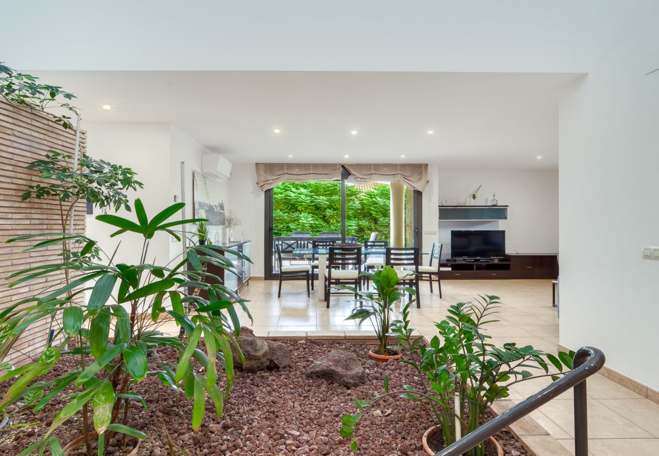 Ferienhaus in Castelló d´Empúries - Villa Vintena - ImmoBarneda