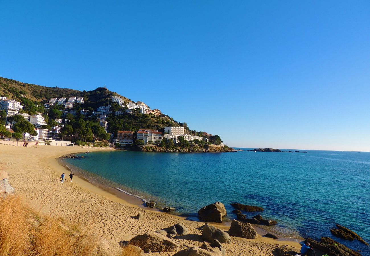 Apartment in Rosas / Roses - Punta Pelegri 320 Roses - Immo Barneda