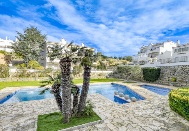 Apartment in Rosas / Roses - Jardins III 1 Bjs 3 Roses - Immo Barneda  Apartment in Rosas / Roses - Jardins III 1 Bjs 3 Roses - Immo Barneda