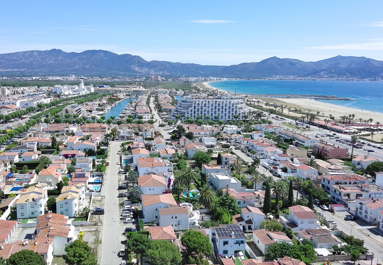Apartment in Empuriabrava - Gran Reserva Luna 5 17 Empuriabrava - Immo Barneda