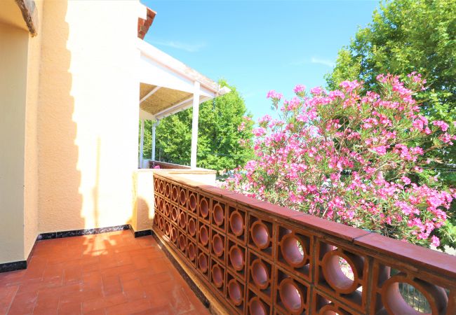 House in Empuriabrava - Byblos Empuriabrava - Immo Barneda House in Empuriabrava - Byblos Empuriabrava - Immo Barneda