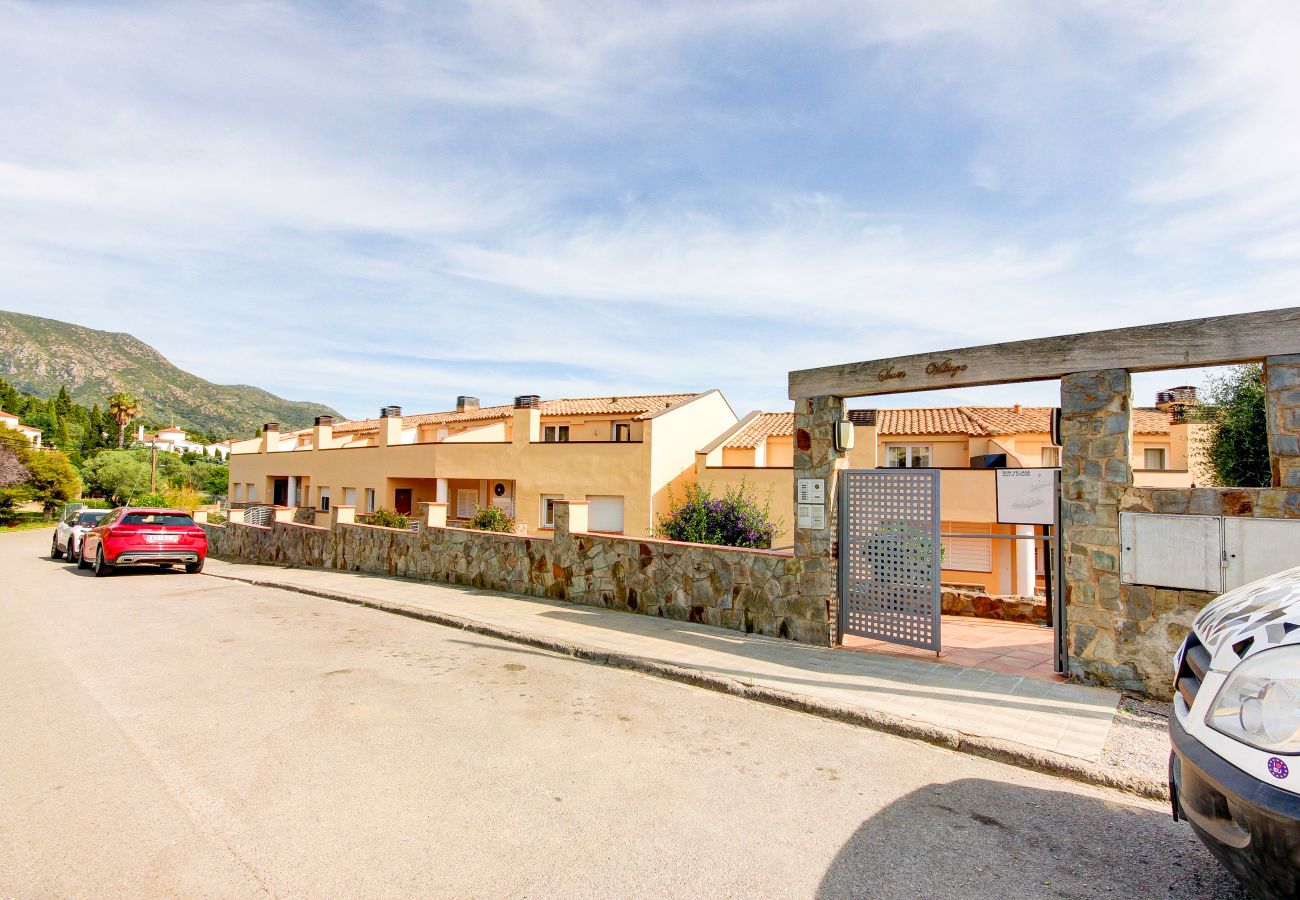 Apartment in Palau-Saverdera - Mas Isaac Sun Village P2 - Immo Barneda 