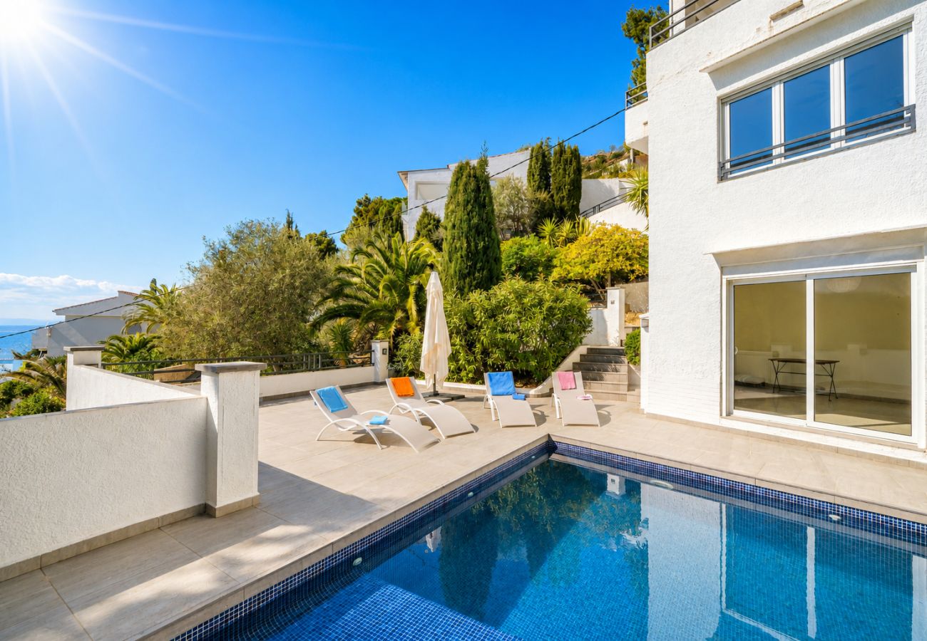 House in Rosas / Roses - Villa Esmeralda Canyelles - Immo Barneda 