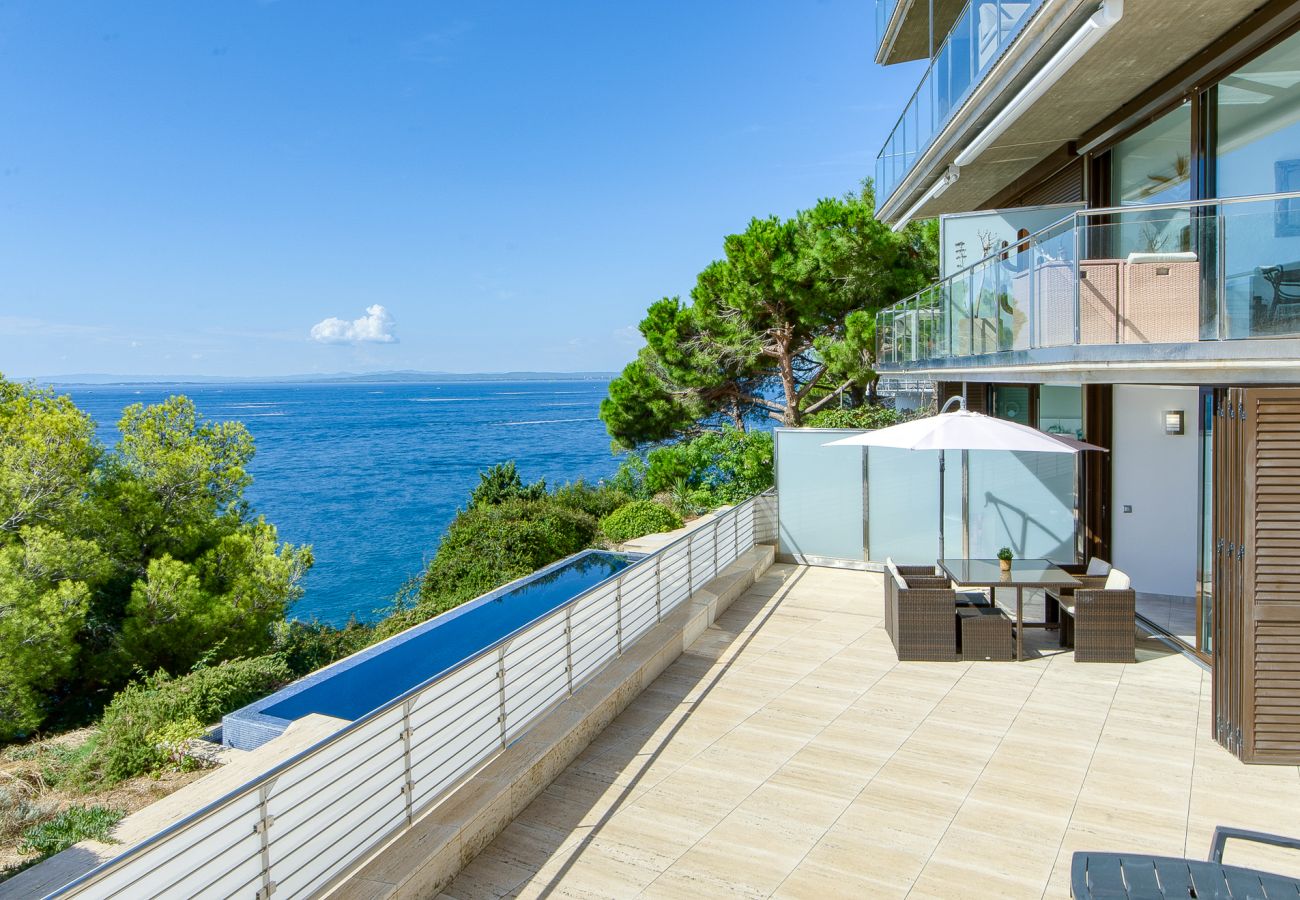 Apartment in Rosas / Roses - Vista Bella - Exclusive luxury apartment in Canyelles Petites, Roses -Immo Barneda