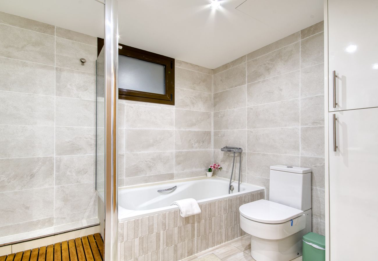 Apartment in Rosas / Roses - Vista Bella - Exclusive luxury apartment in Canyelles Petites, Roses -Immo Barneda