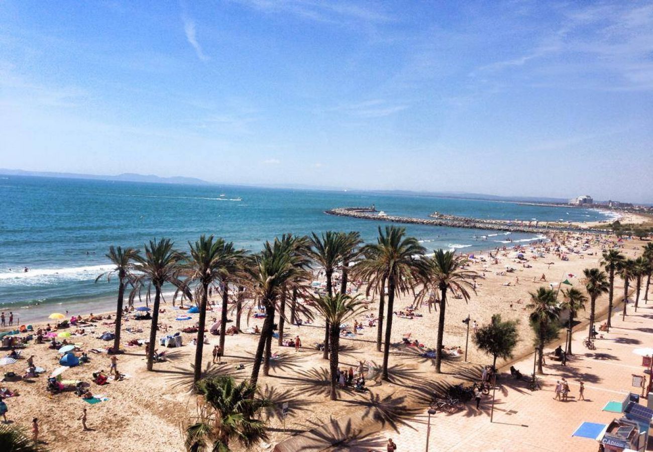 Appartement à Rosas / Roses - Appartement en 1ère ligne de plage à Roses à louer-PC GARBI