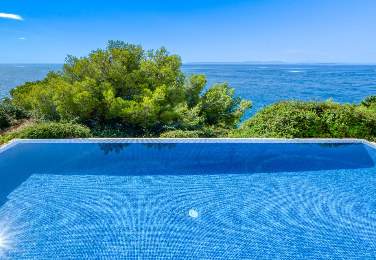 Appartement à Rosas / Roses - Vista Bella - Exclusive luxury apartment in Canyelles Petites, Roses -Immo Barneda