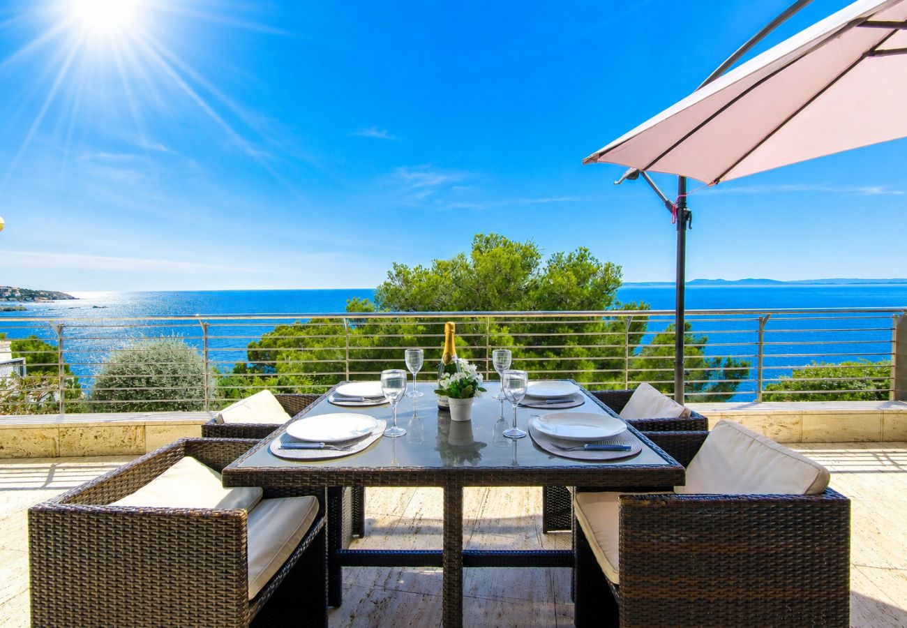 Appartement à Rosas / Roses - Vista Bella - Exclusive luxury apartment in Canyelles Petites, Roses -Immo Barneda